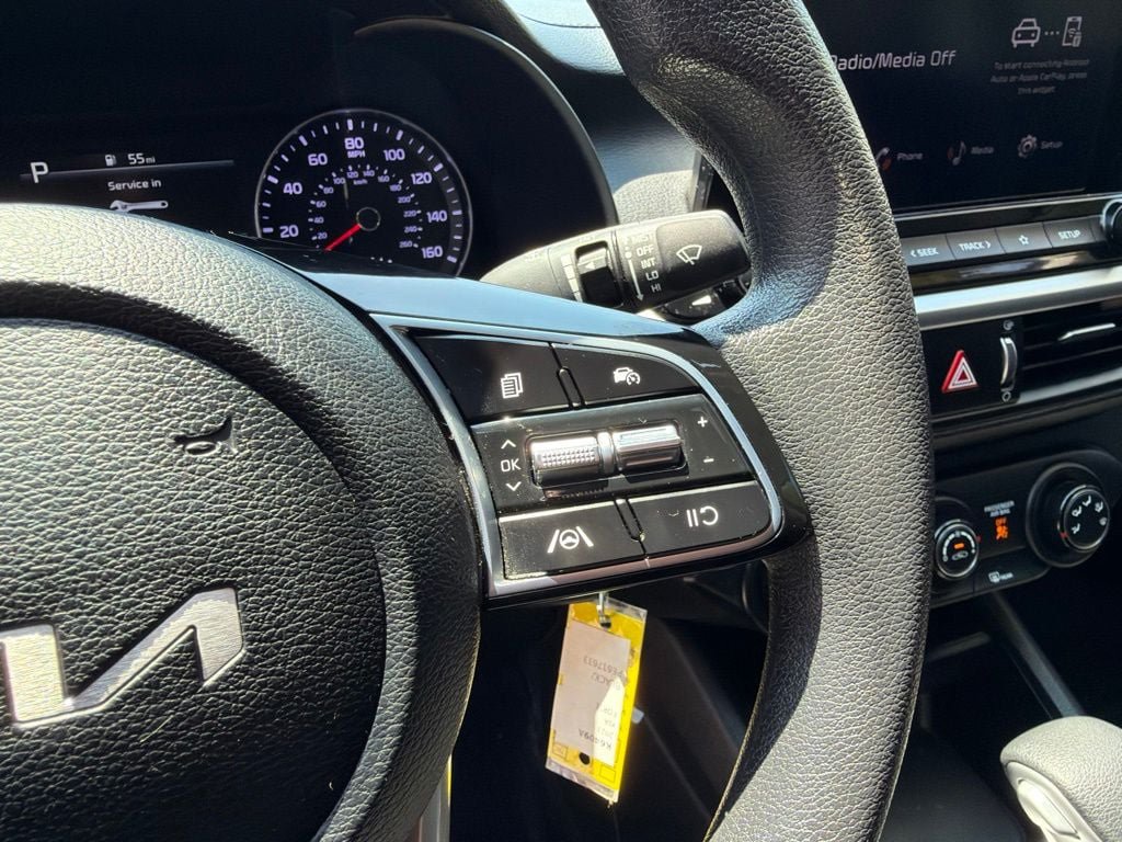 Certified 2023 Kia Forte LXS FWD image 17