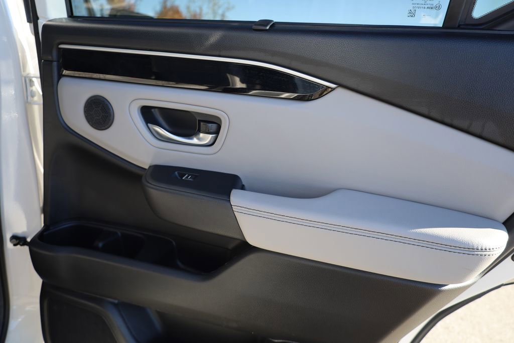 Used 2025 Honda Pilot EX-L image 34