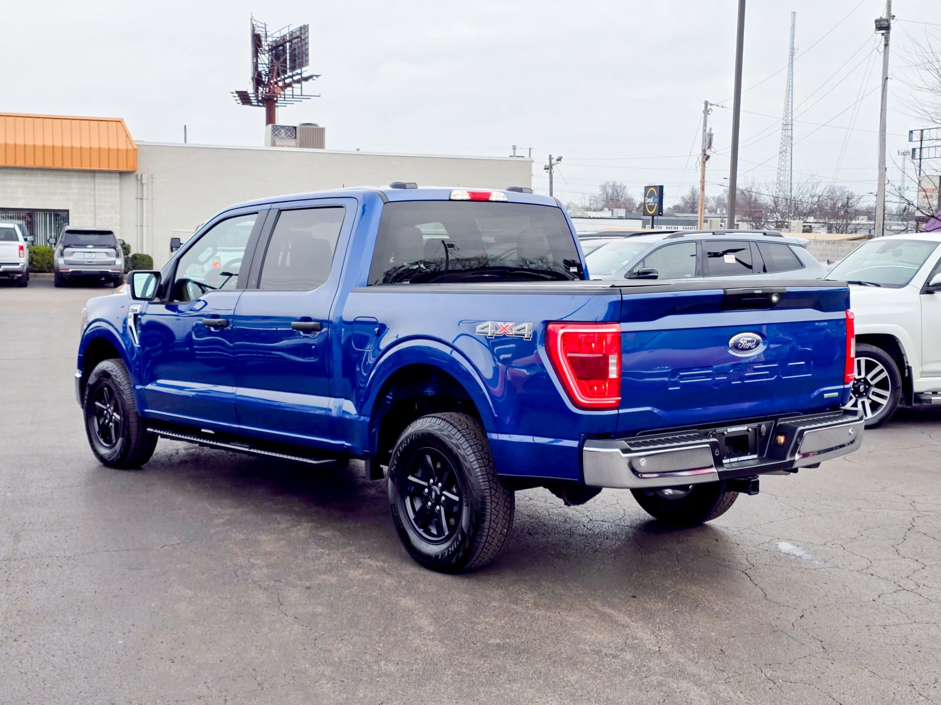 Used 2023 Ford F150 XLT w/ Trailer Tow Package image 15