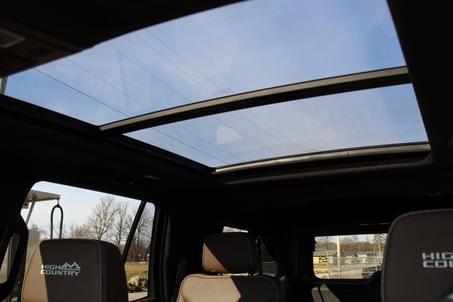 Used 2024 Chevrolet Tahoe High Country image 29