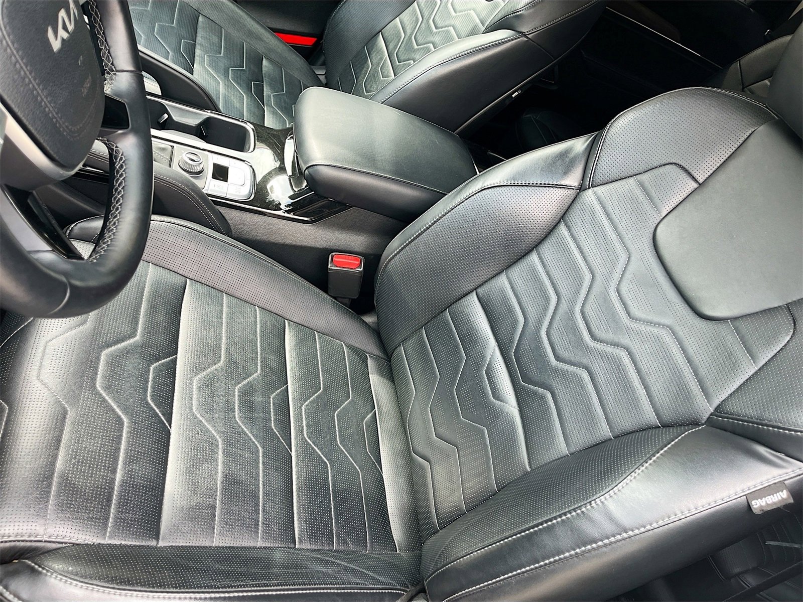 Used 2022 Kia Telluride SX w/ SX Prestige Package image 20