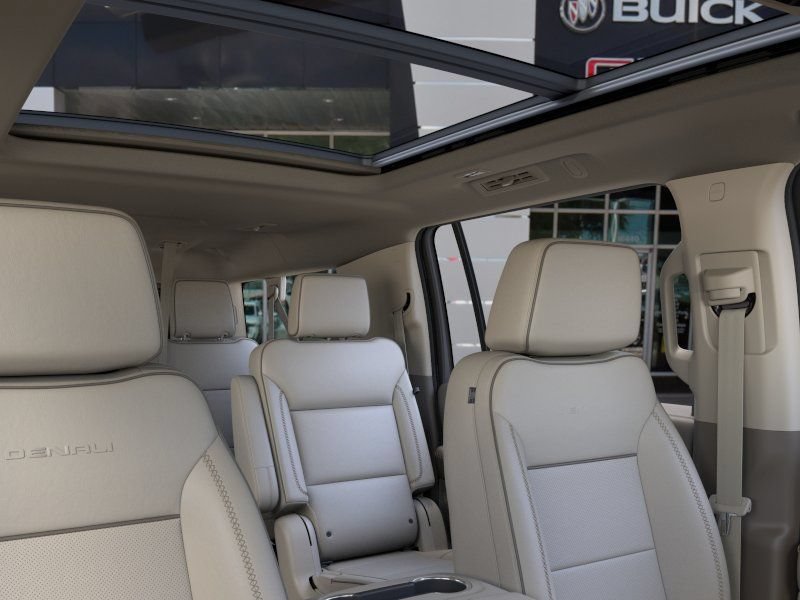 New 2026 GMC Yukon XL Denali w/ Sun & Power Step Package AWD/4WD image 24