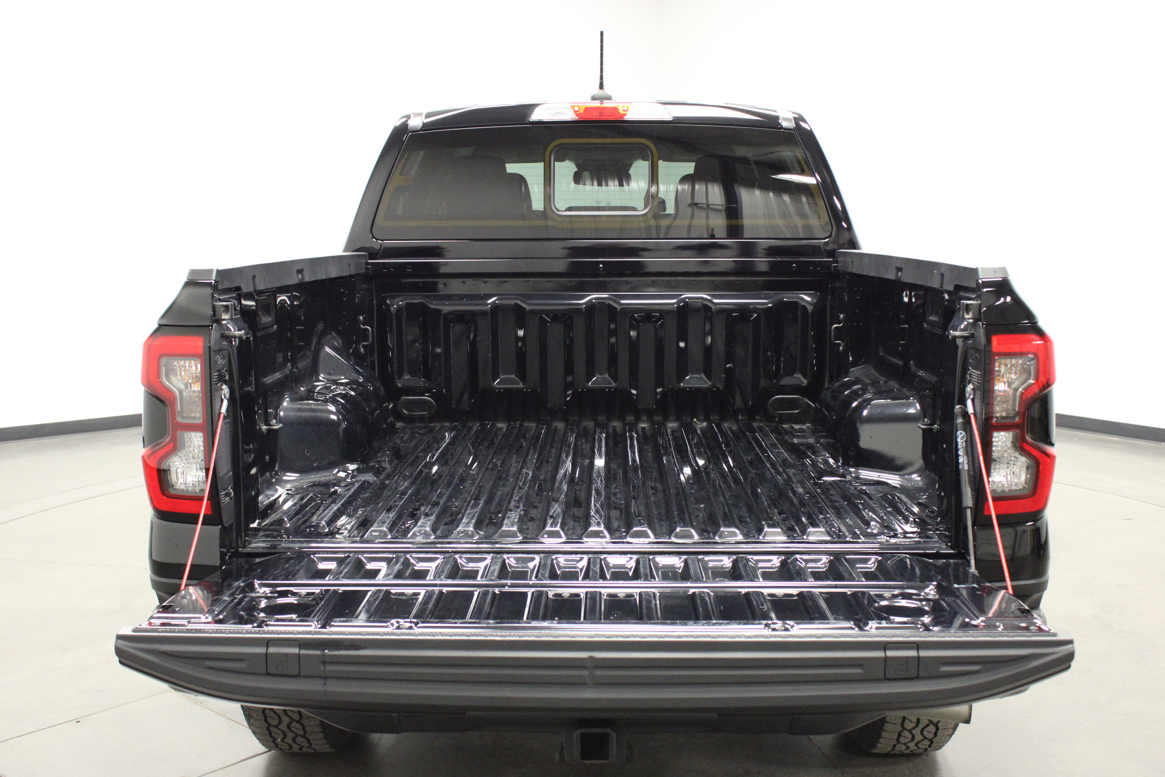 Used 2024 Ford Ranger XLT w/ Equipment Group 301A High image 13