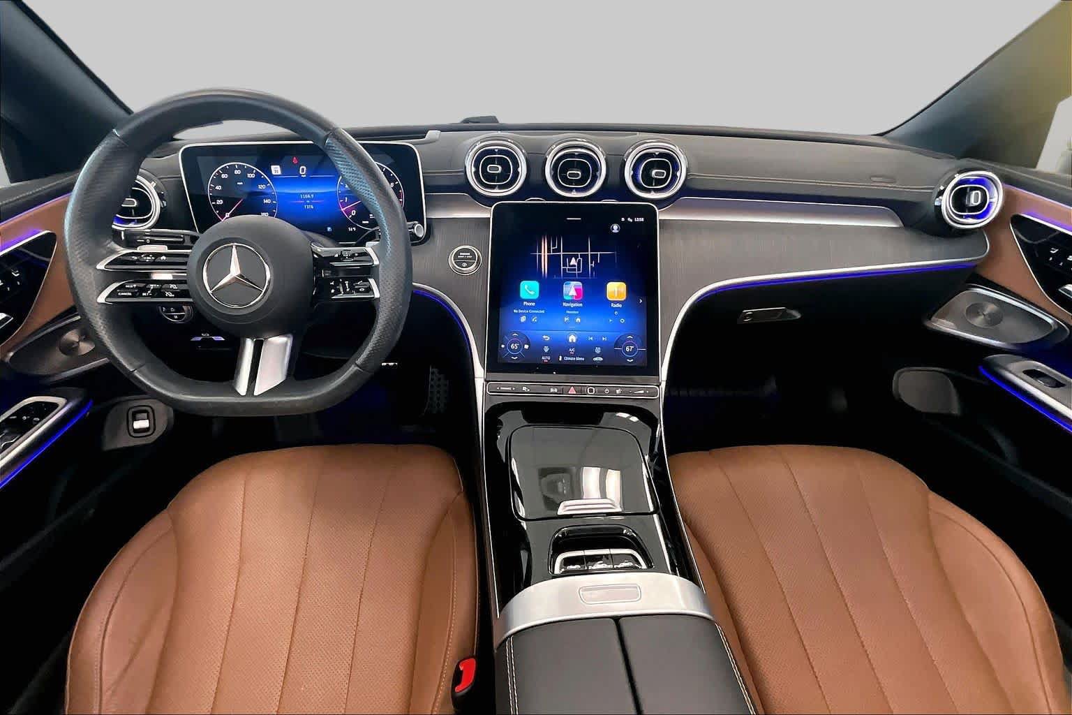 Used 2025 Mercedes-Benz CLE 450 4MATIC Cabriolet image 12