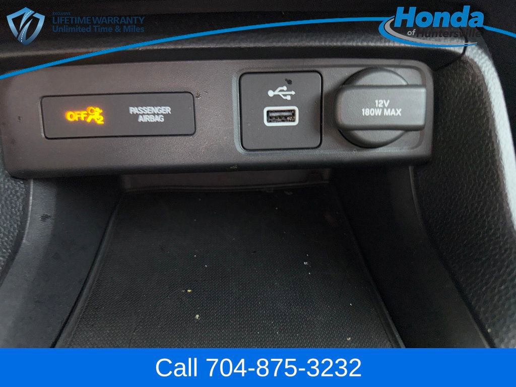 Used 2024 Honda Civic Sport image 32