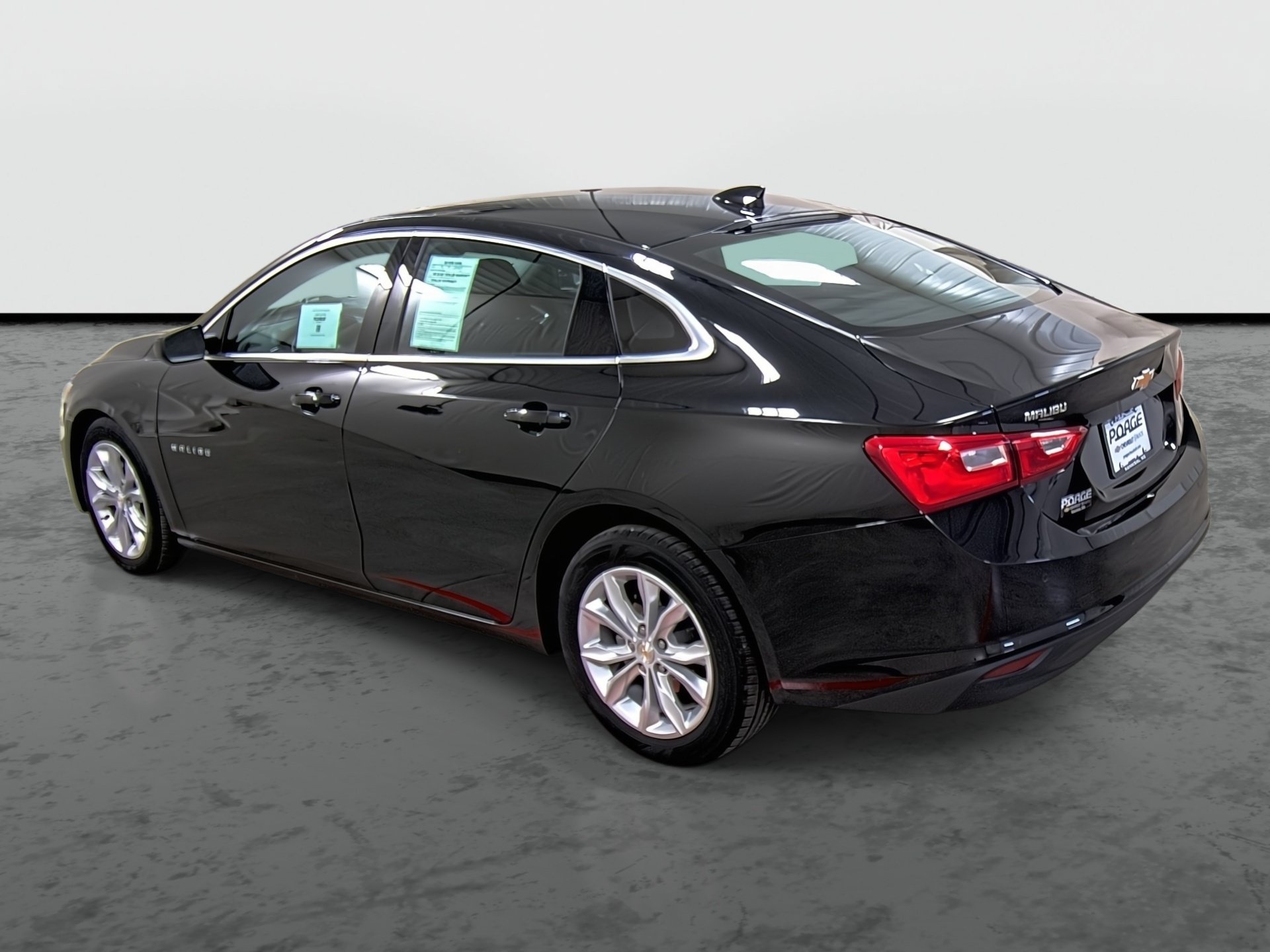Used 2024 Chevrolet Malibu LT FWD image 2