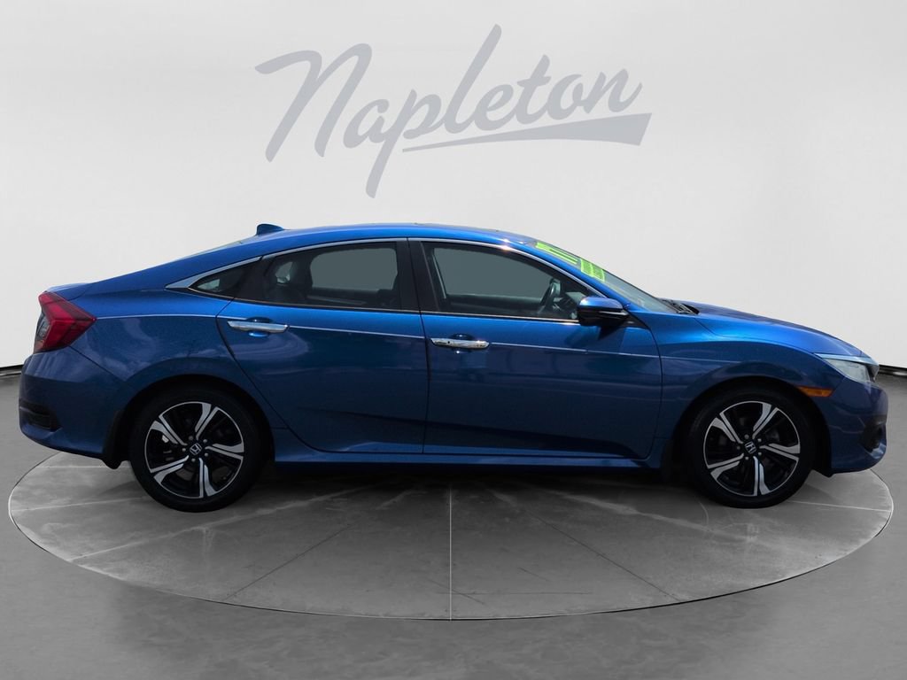Used 2017 Honda Civic Touring image 9