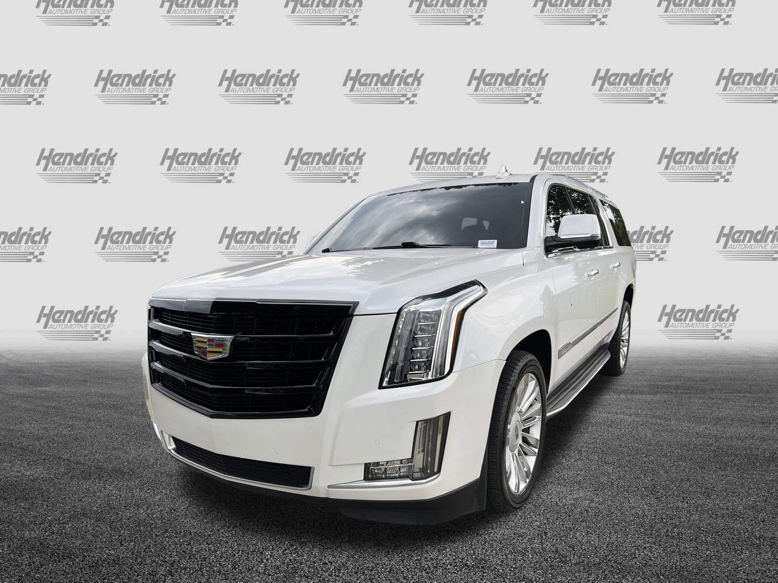 Used 2016 Cadillac Escalade ESV Luxury AWD/4WD image 6