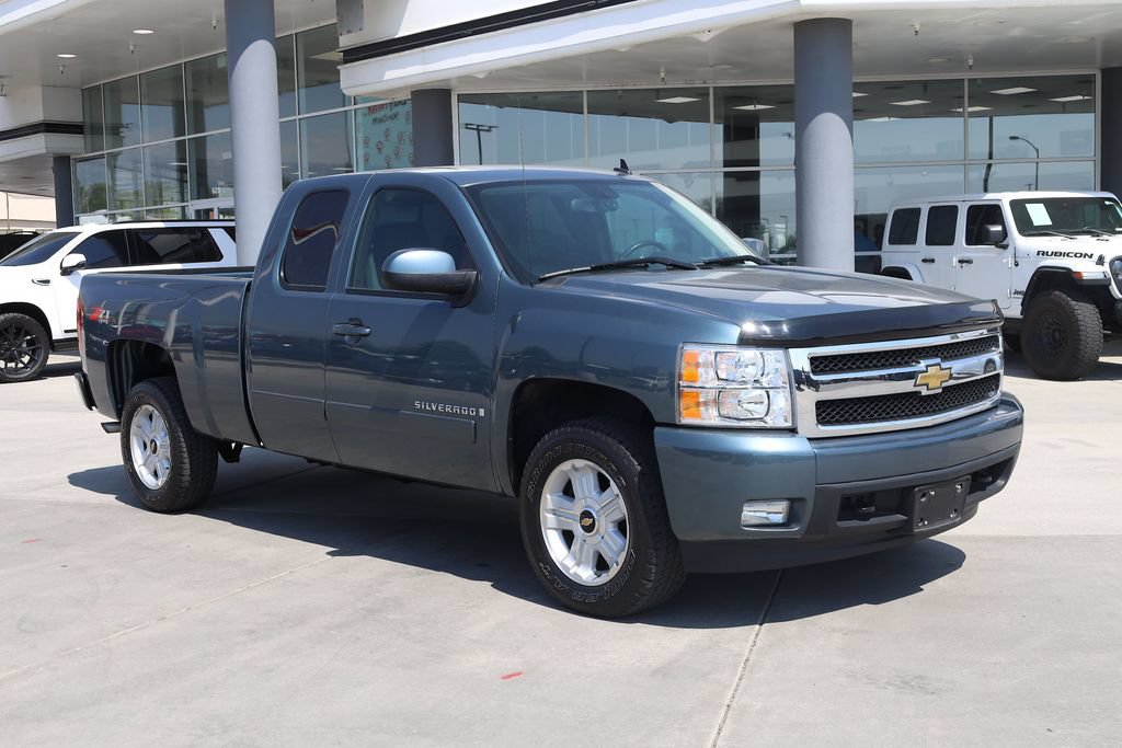 Used 2007 Chevrolet Silverado 1500 LTZ w/ Suspension Package, Off-Road" AWD/4WD image 8
