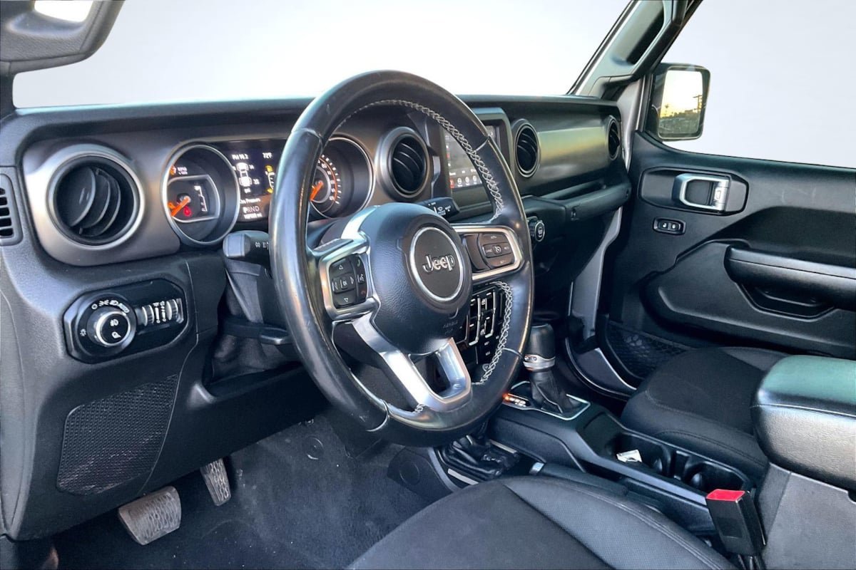 Used 2020 Jeep Gladiator Sport w/ Quick Order Package 24S AWD/4WD image 14