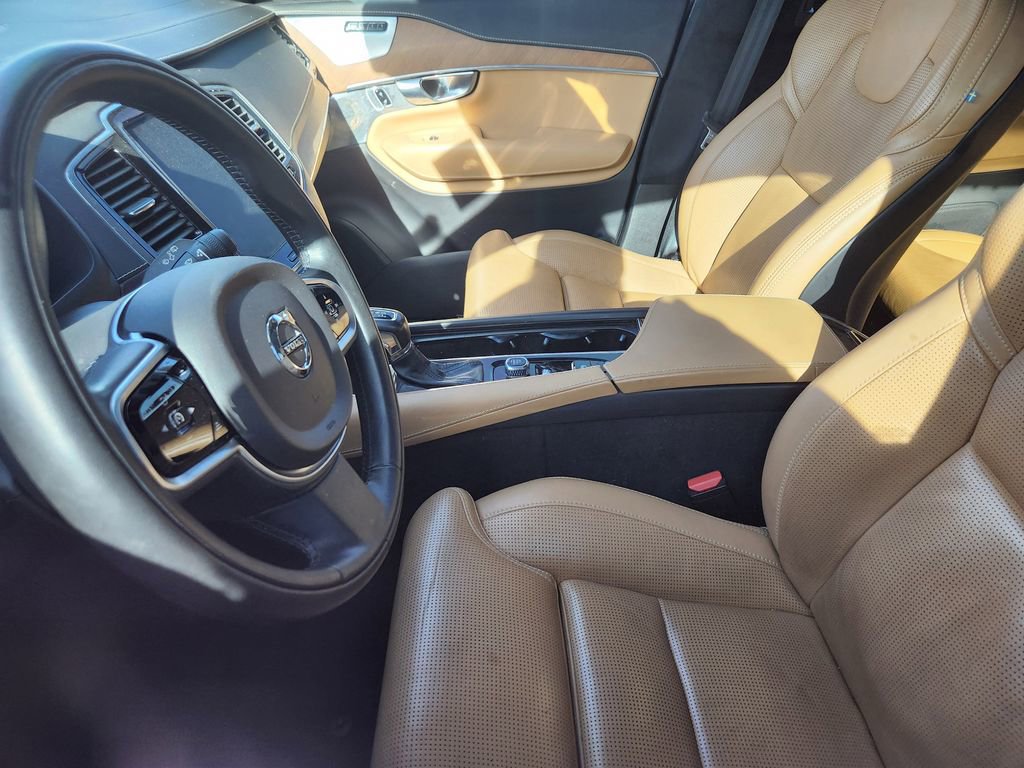 Used 2019 Volvo XC90 T6 Inscription image 9
