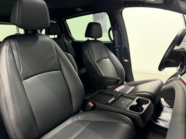 Used 2025 Honda Odyssey Sport-L image 32
