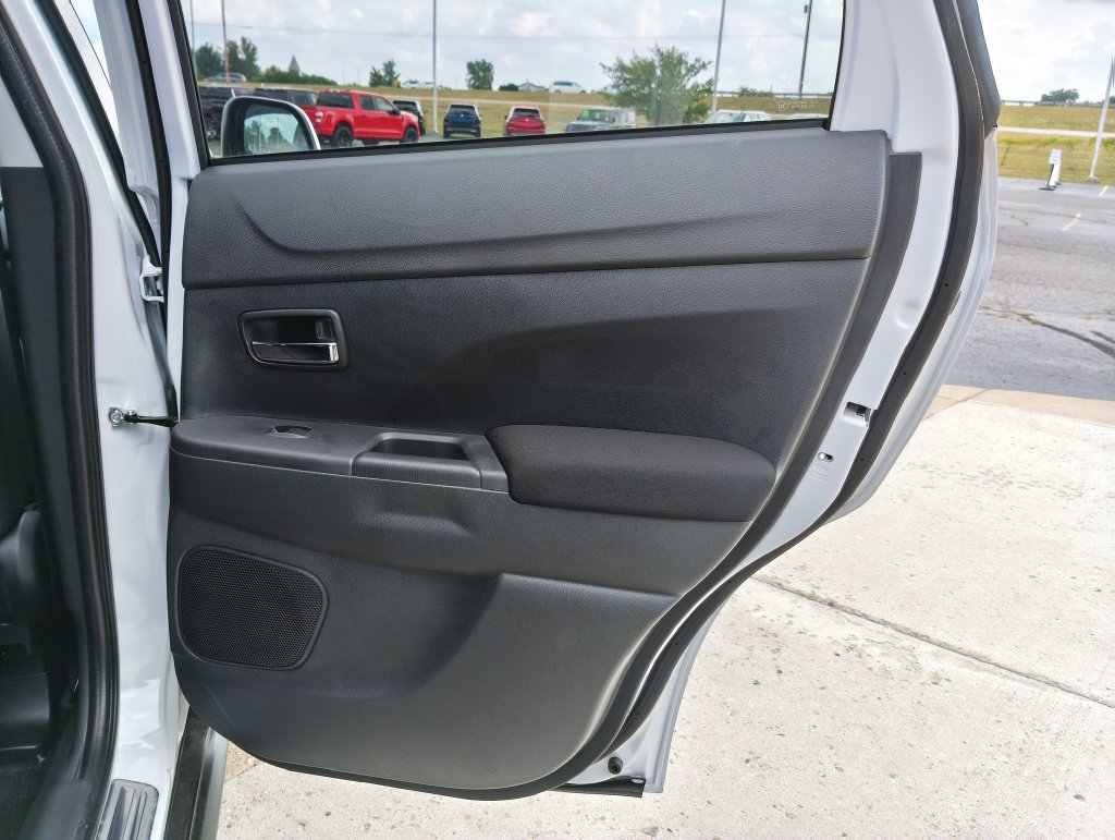 New 2026 Mitsubishi Outlander Sport ES AWD/4WD image 27
