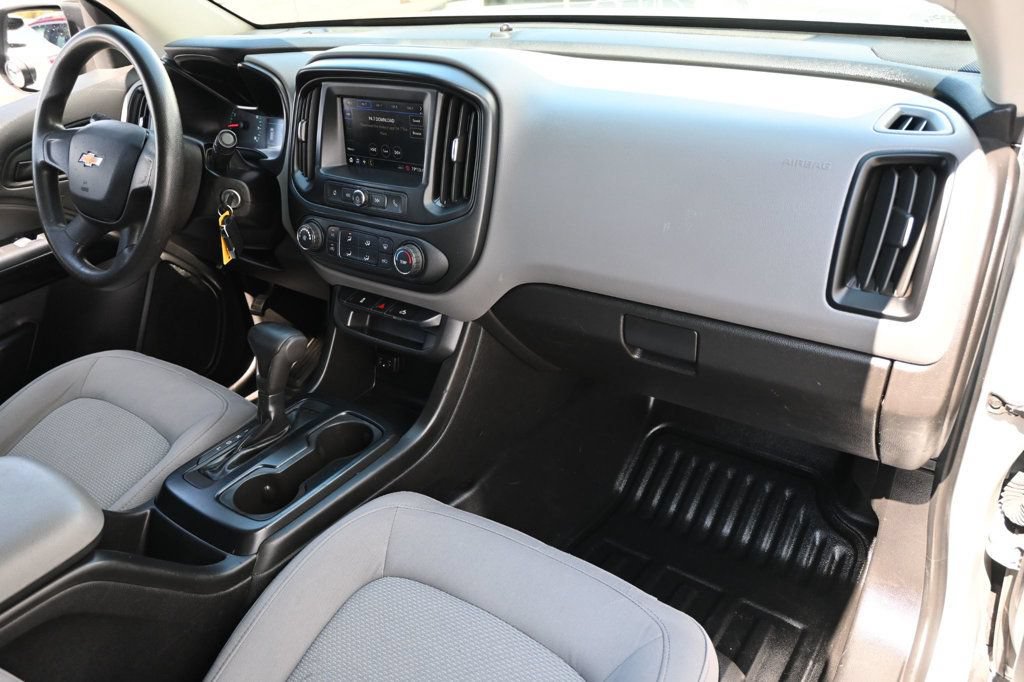 Used 2020 Chevrolet Colorado W/T RWD image 6