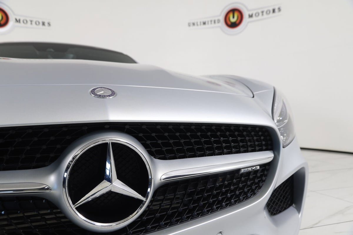 Used 2017 Mercedes-Benz AMG GT Coupe w/ Exclusive Interior Package image 22