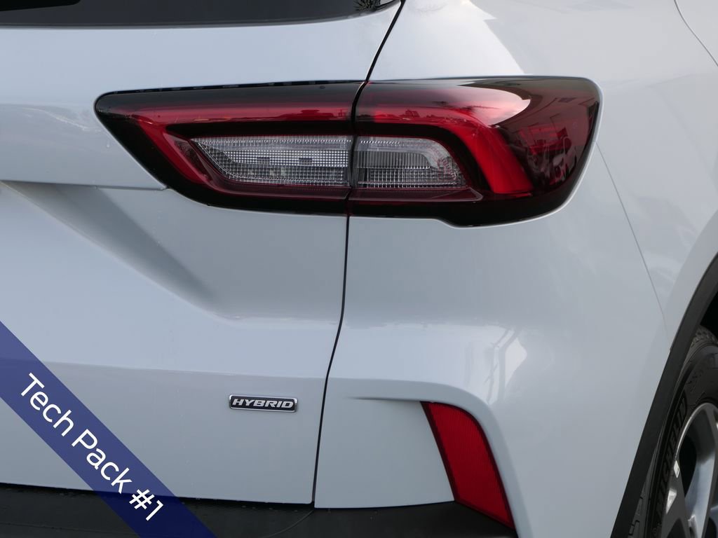 Used 2025 Ford Escape ST-Line w/ Equipment Group 301A image 5