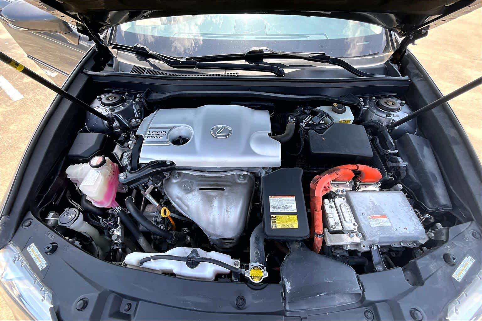 Used 2015 Lexus ES 300h w/ Navigation System Package FWD image 29