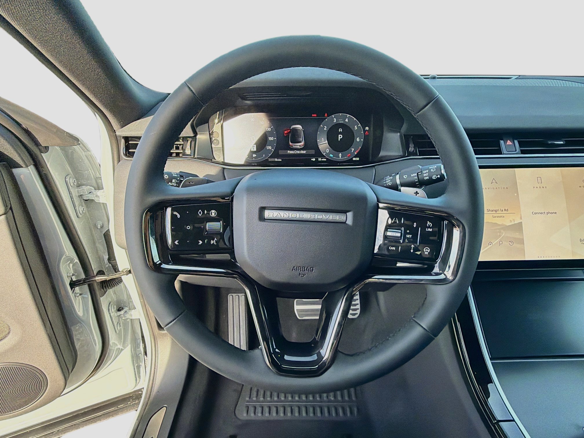 New 2026 Land Rover Range Rover Evoque Hoxton AWD/4WD image 39