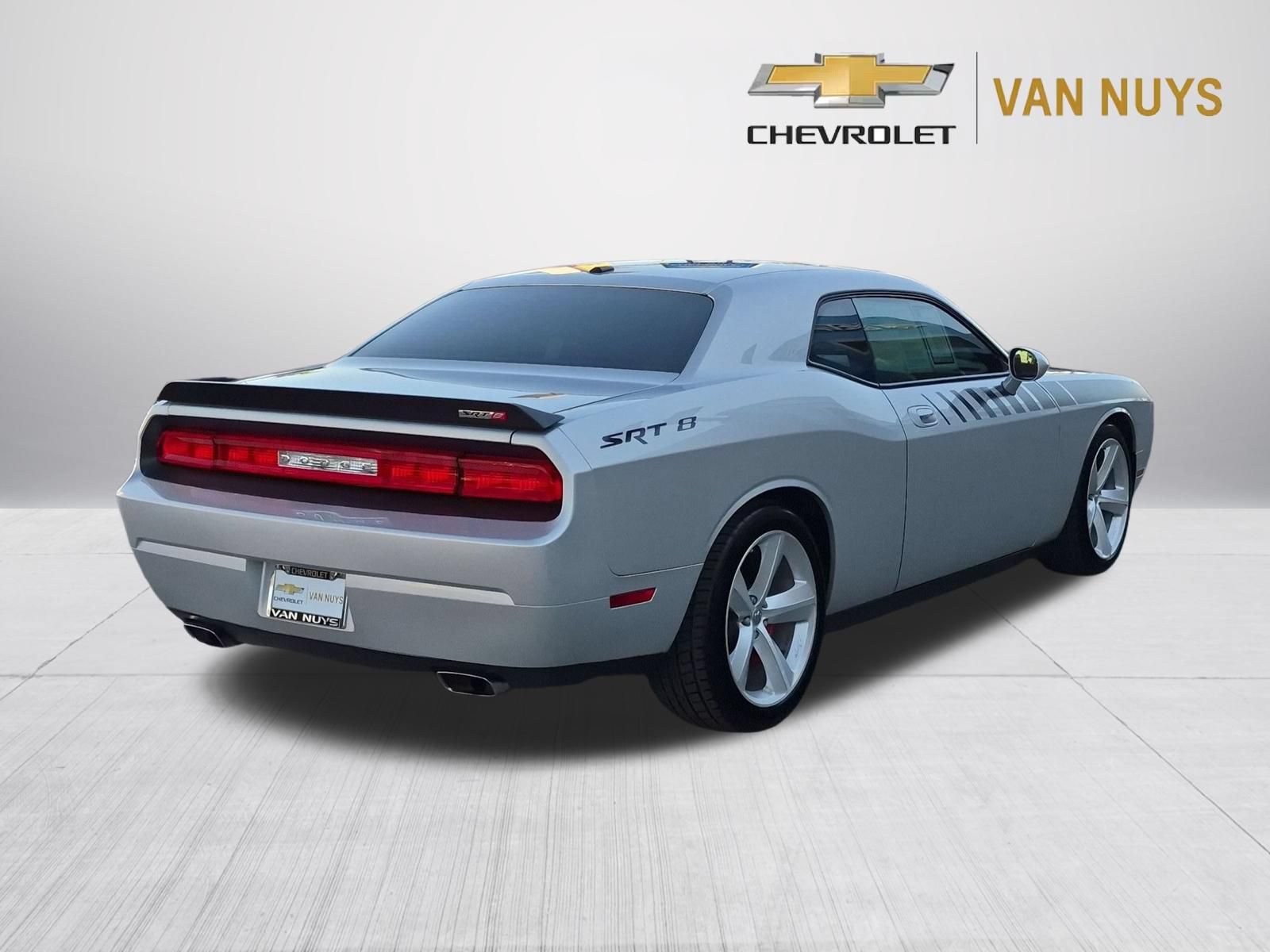 Used 2010 Dodge Challenger SRT8 w/ SRT Option Group II RWD image 5