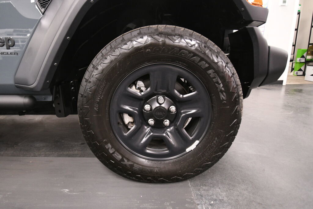 Used 2024 Jeep Wrangler Sport image 30