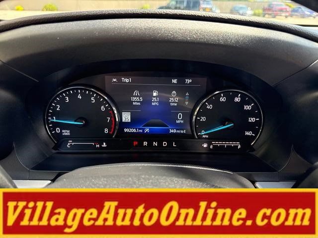 Used 2022 Ford Explorer XLT w/ Equipment Group 202A AWD/4WD image 22