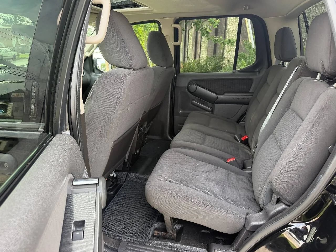 Used 2009 Ford Explorer Sport Trac XLT AWD/4WD image 39
