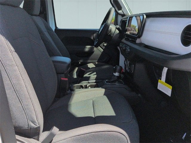 New 2025 Jeep Gladiator Sport image 30