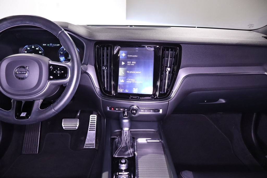 Used 2020 Volvo S60 T5 Momentum FWD image 27