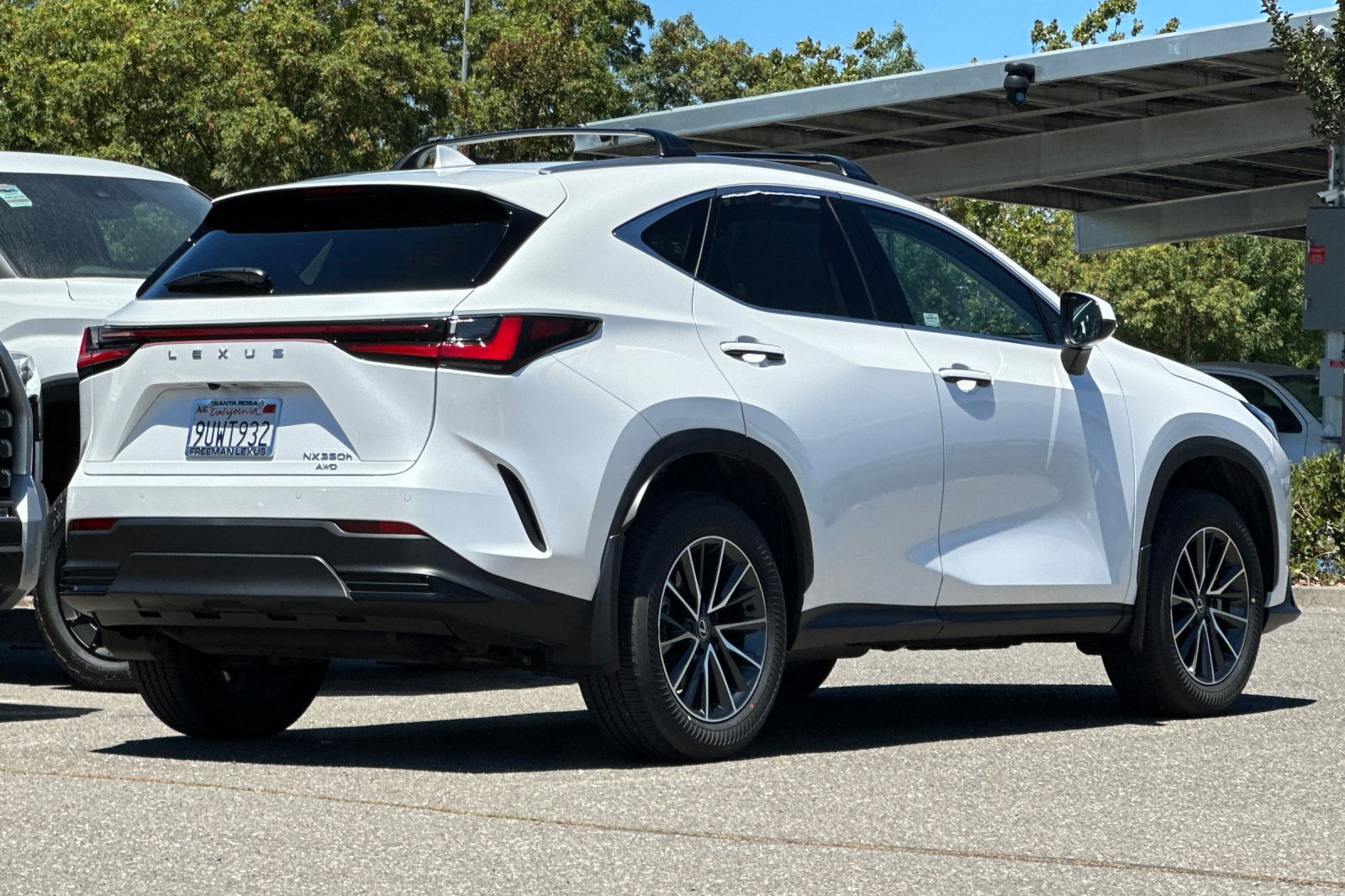 Certified 2025 Lexus NX 350h AWD w/ Premium Package image 4