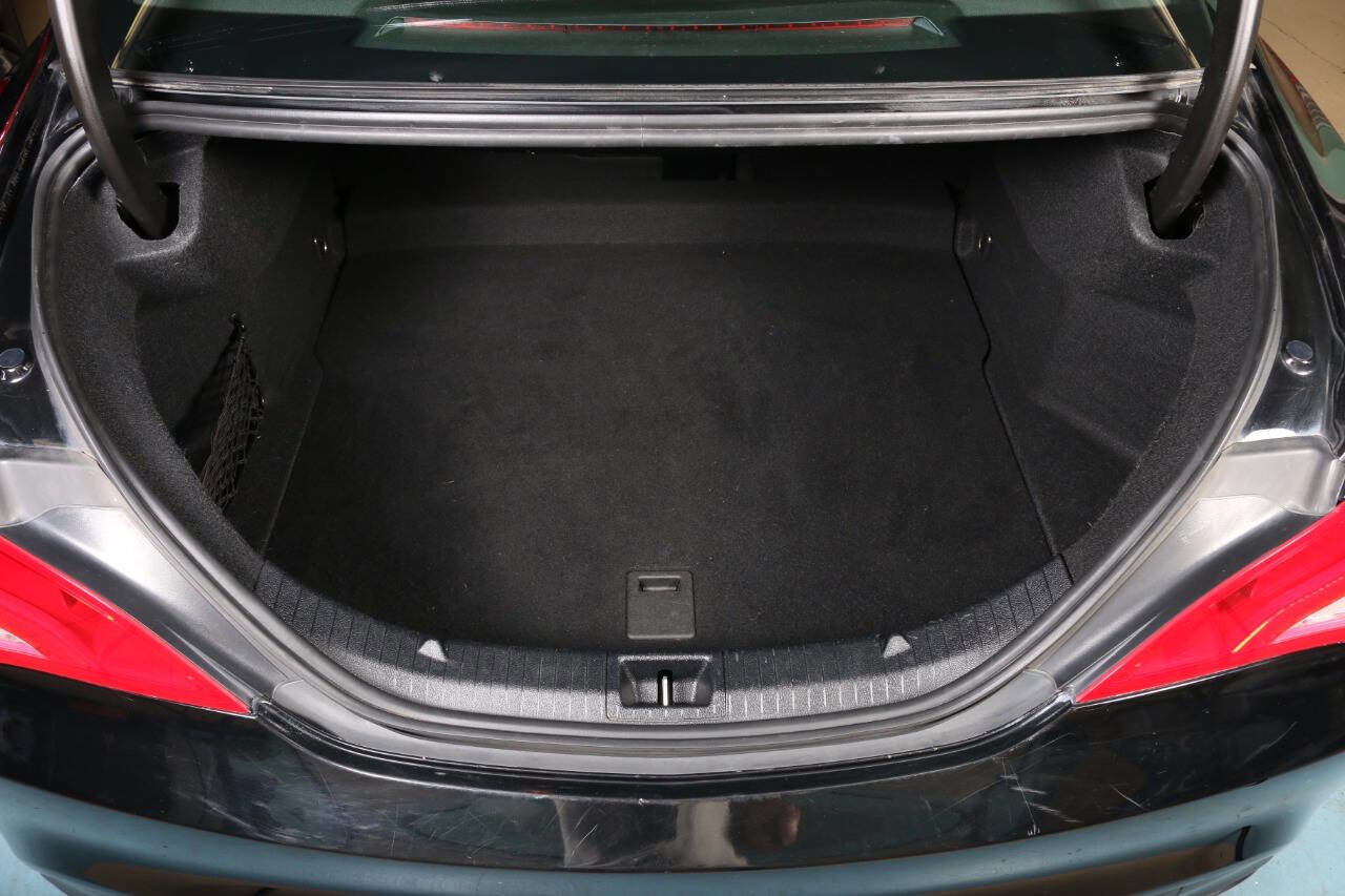 Used 2018 Mercedes-Benz CLA 250 4MATIC image 17