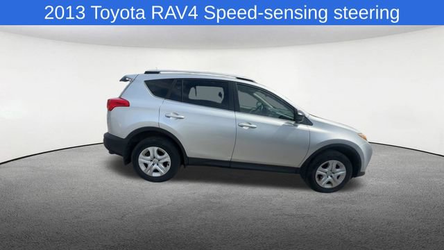 Used 2013 Toyota RAV4 LE image 10