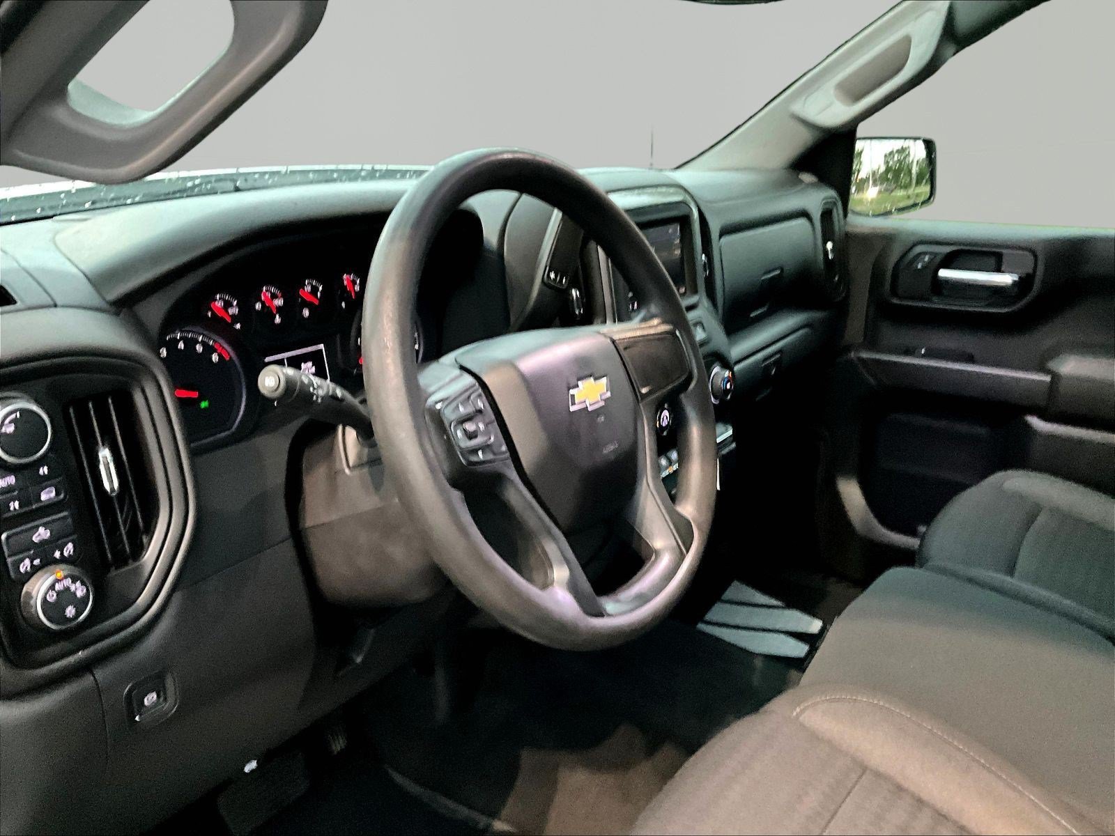 Used 2022 Chevrolet Silverado 1500 Custom AWD/4WD image 16