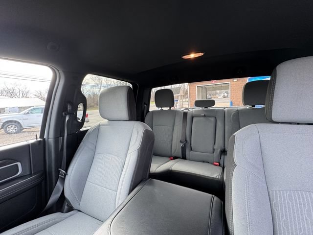 Used 2024 RAM 3500 Big Horn AWD/4WD image 30