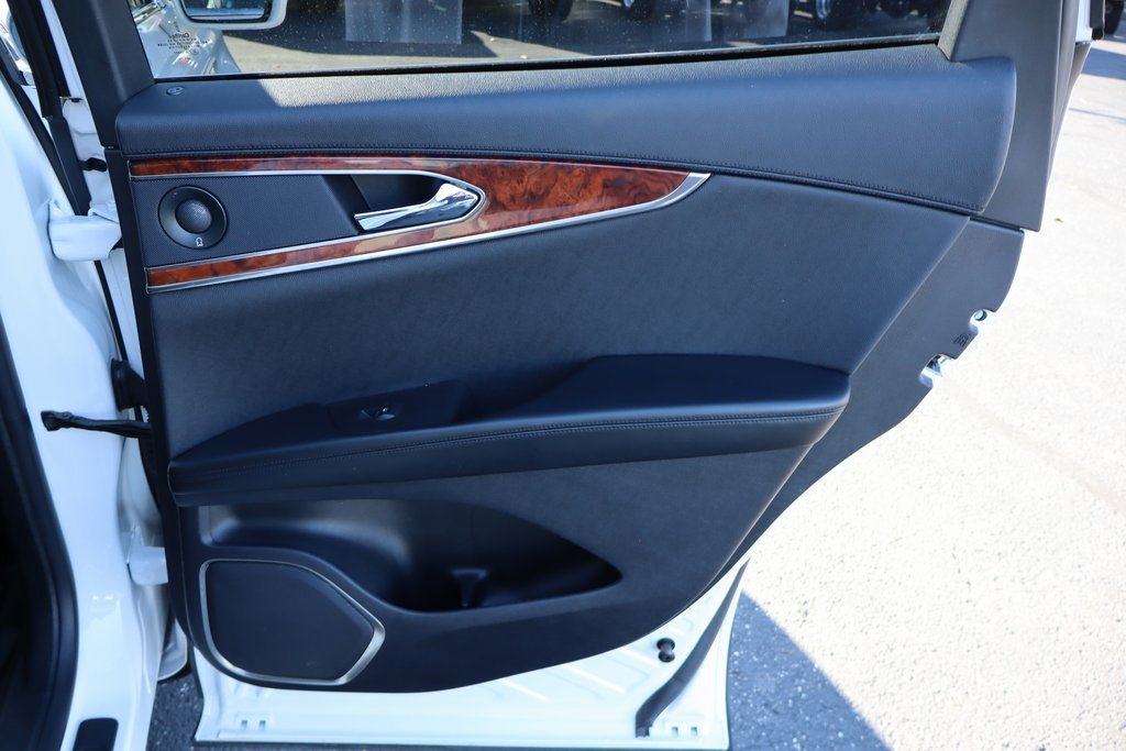 Used 2020 Lincoln Nautilus Reserve image 37