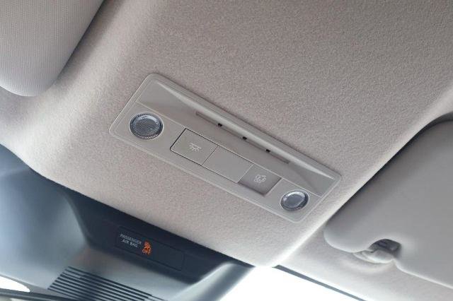 Certified 2025 Nissan Kicks SV AWD/4WD image 17