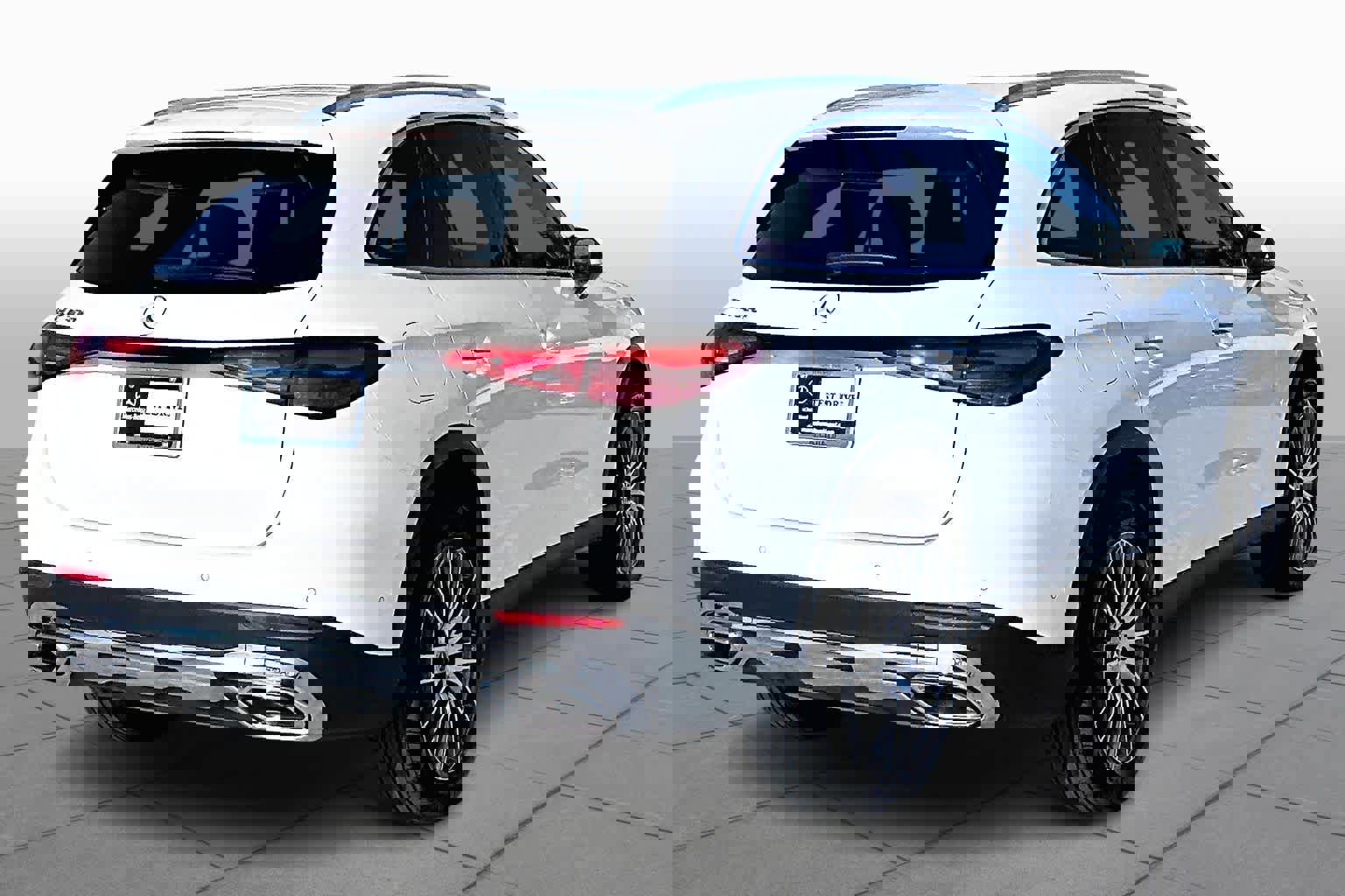 Certified 2025 Mercedes-Benz GLC 300 image 12