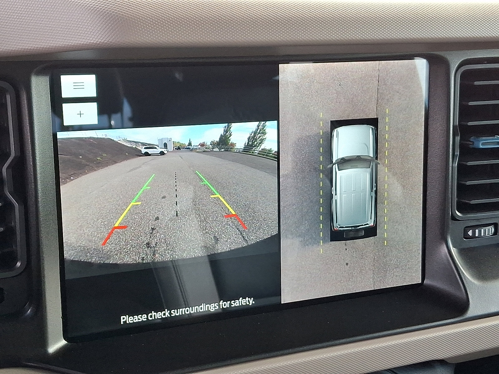 Used 2023 Ford Bronco Wildtrak image 18