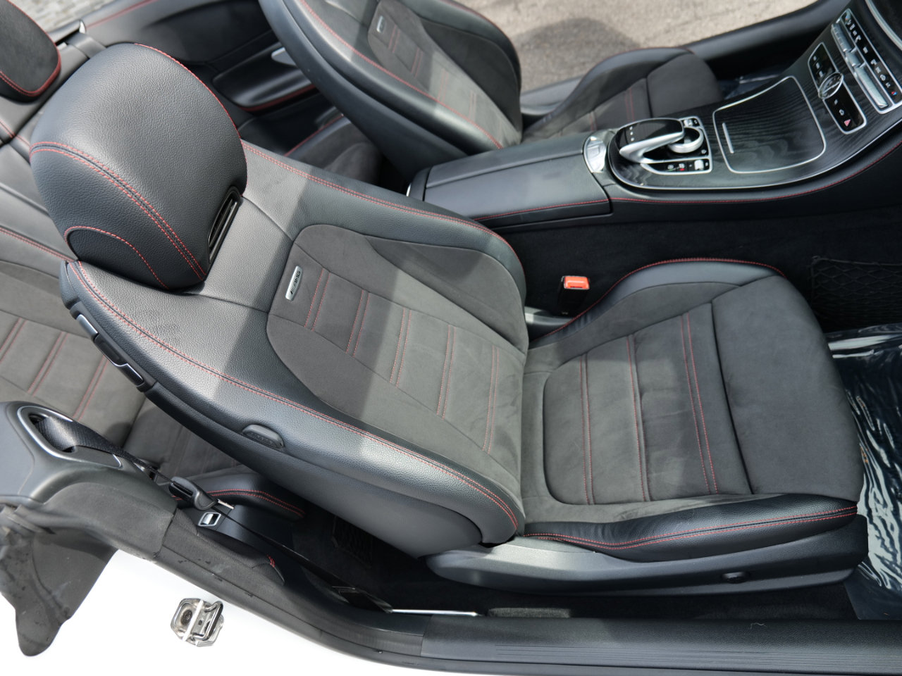 Used 2020 Mercedes-Benz E 53 AMG 4MATIC Cabriolet w/ Driver Assistance Package image 36