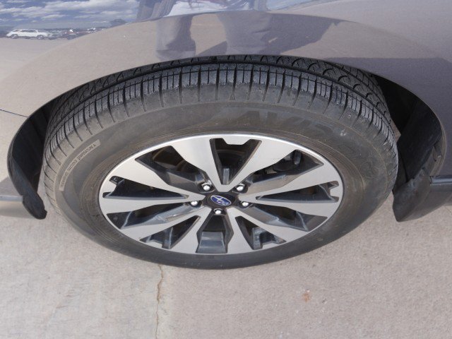 Used 2017 Subaru Outback 3.6R Limited AWD/4WD image 11
