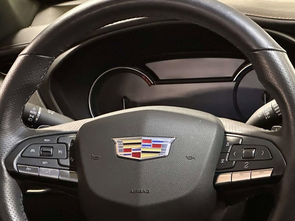 Used 2023 Cadillac XT4 Sport w/ Cold Weather Package AWD/4WD image 20