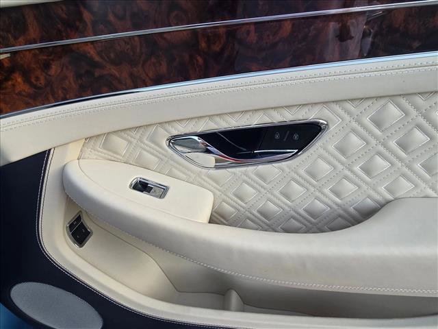 Used 2021 Bentley Continental GT image 24