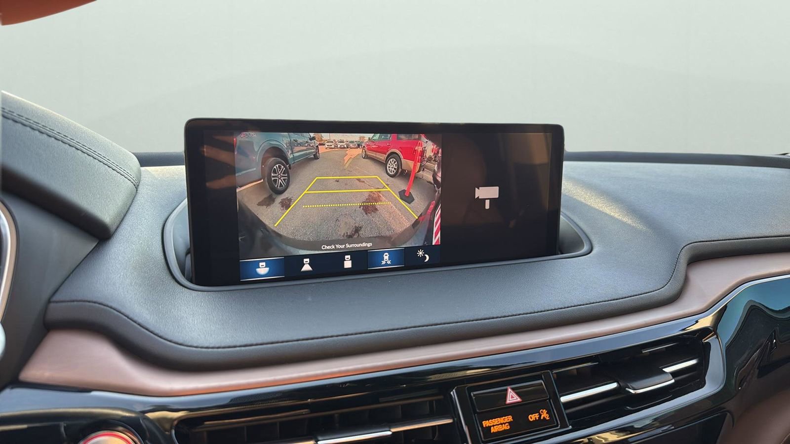 Used 2024 Acura MDX SH-AWD w/ Technology Package image 19