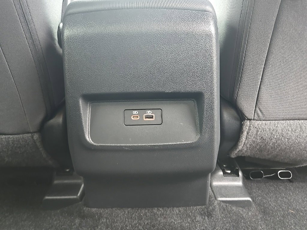 Used 2023 Nissan Frontier SV w/ Midnight Edition Package image 28