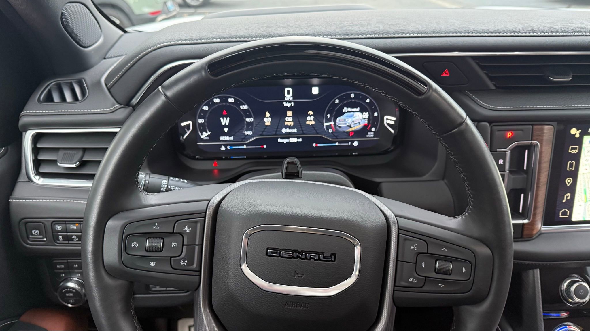 Used 2024 GMC Yukon XL Denali Ultimate image 48