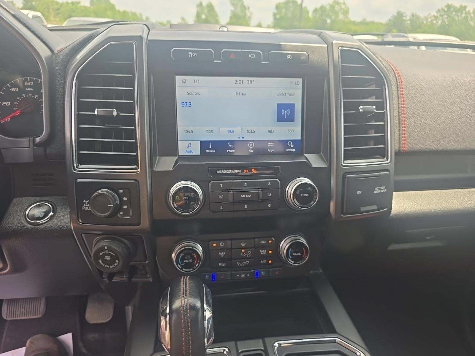 Used 2019 Ford F150 Lariat w/ Equipment Group 502A Luxury AWD/4WD image 8