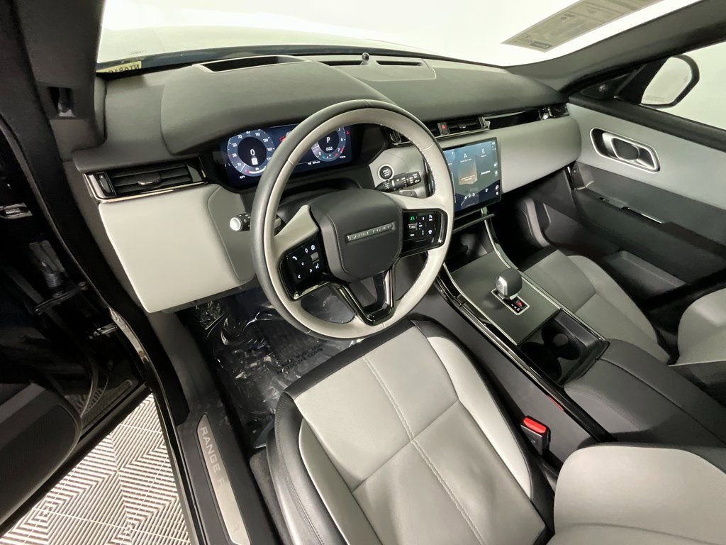 Used 2026 Land Rover Range Rover Velar S image 15