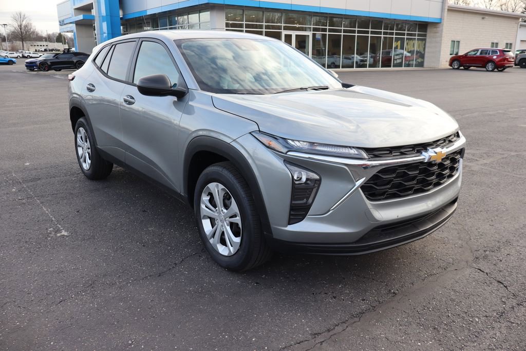 New 2026 Chevrolet Trax LS w/ Driver Confidence Package image 2