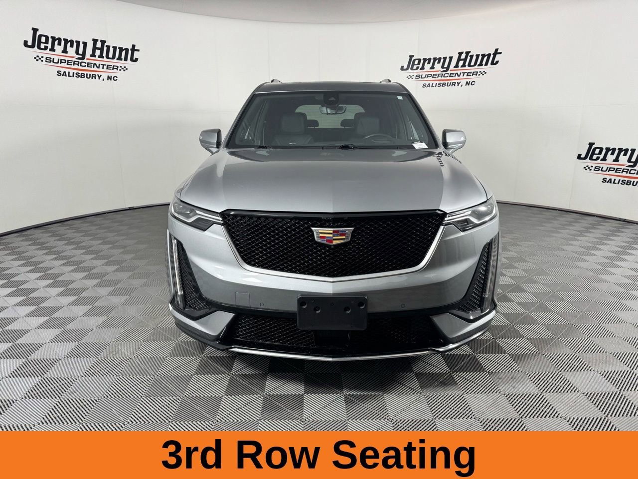 Used 2024 Cadillac XT6 Sport w/ Technology Package image 6