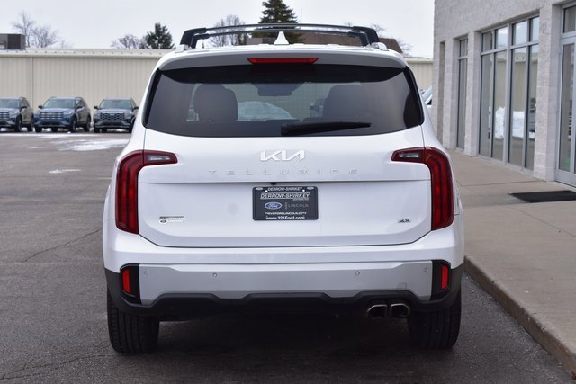 Used 2023 Kia Telluride S w/ S Sunroof Package image 5