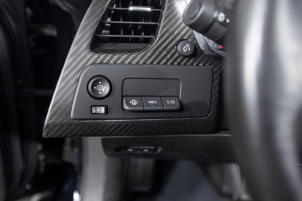 Used 2015 Chevrolet Corvette Z06 w/ 3LZ Preferred Equipment Group RWD image 42